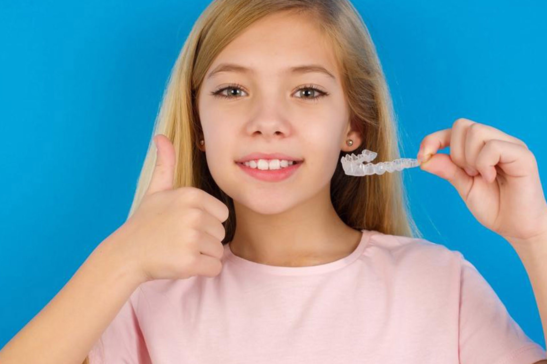 Çocuklar İçin Telsiz Ortodonti (Invisalign First) Tedavi Resim